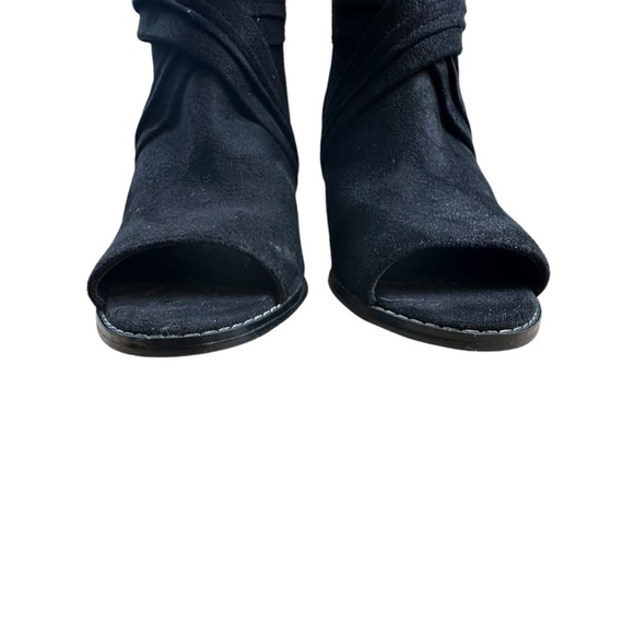 Women Journee Collection Sabeena Wedge Ankle Bootie Color Black Size 8.5 - Picture 3 of 16